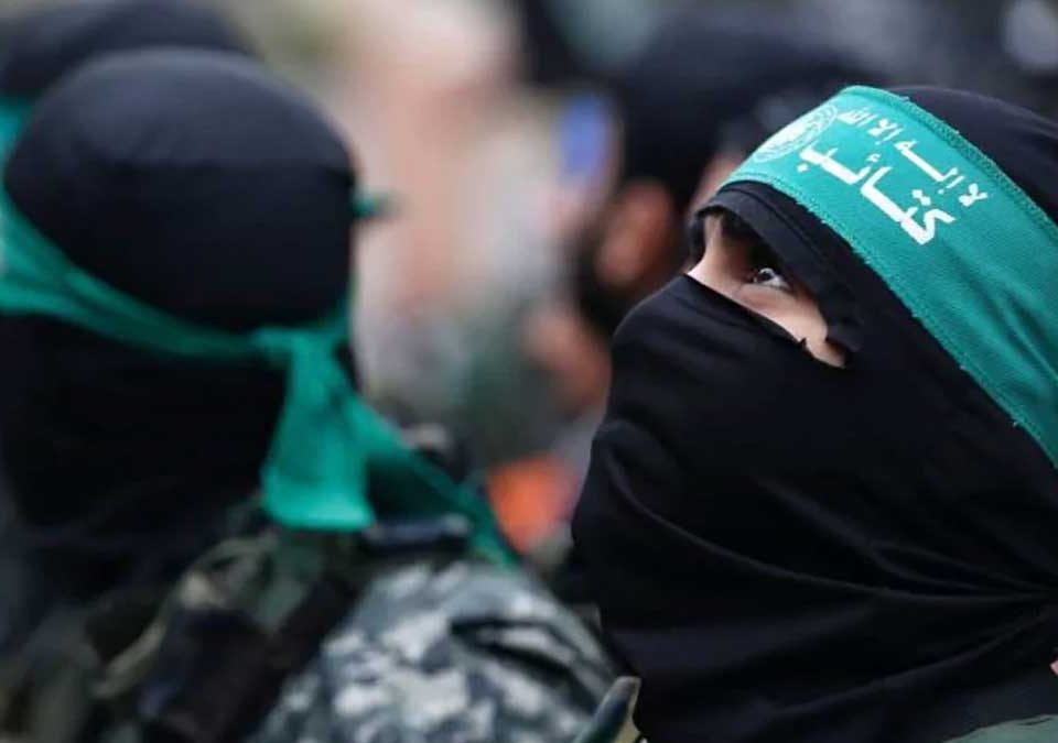 والله بقوته معنا